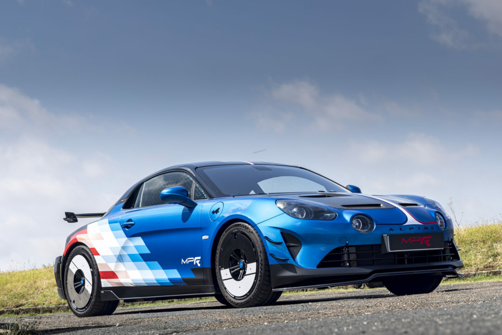 Alpine A110 R Ultime MPR, vue de trois quarts avant