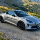 Alpine A110 S Enston édition préparée par MP REZEAU sur une route de montagne