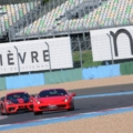 Deux Porsche 718 Cayman GT4 RS MPR en piste à Magny-Cours